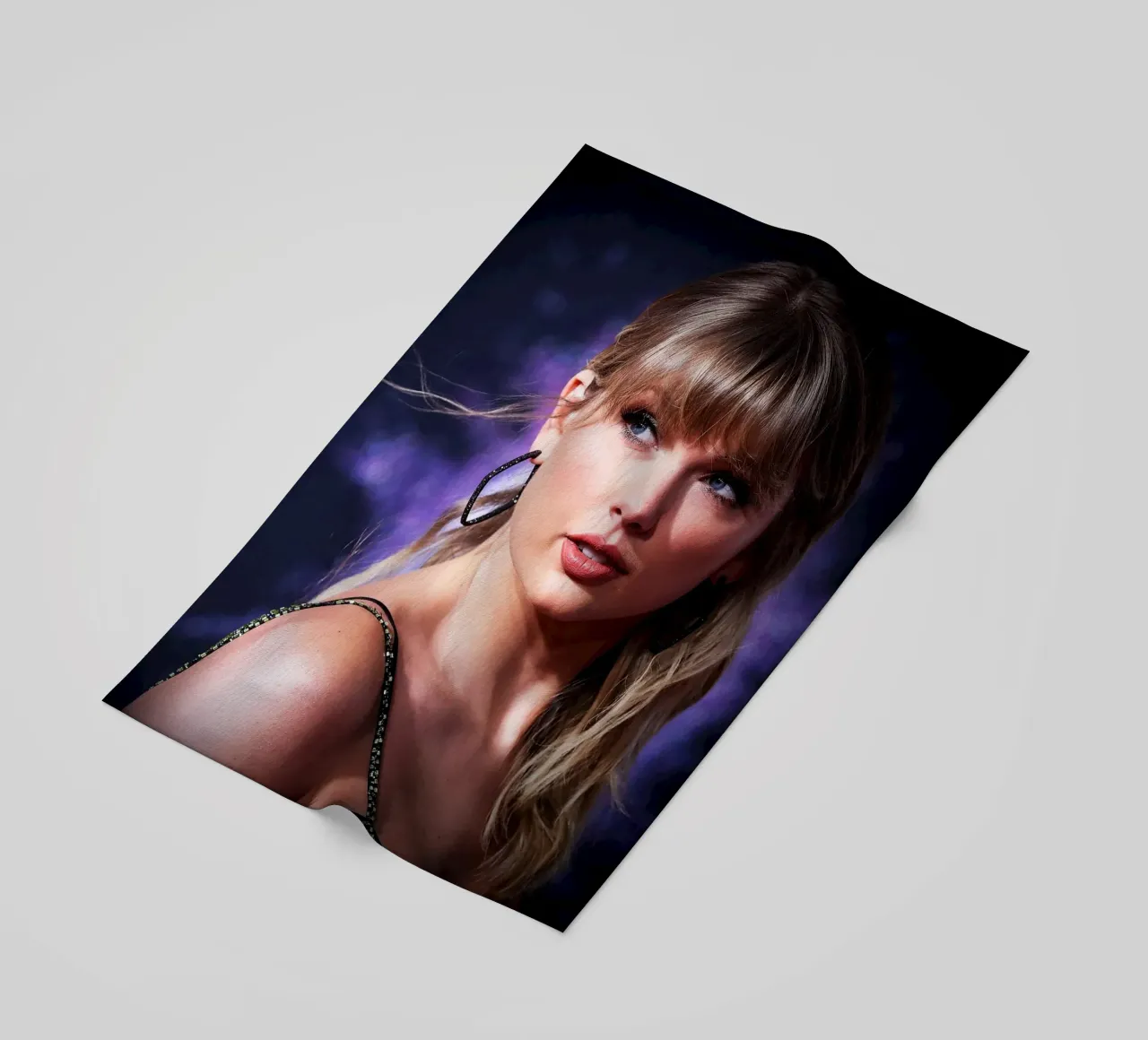 Taylor Swift telo mare da Musadad Shop