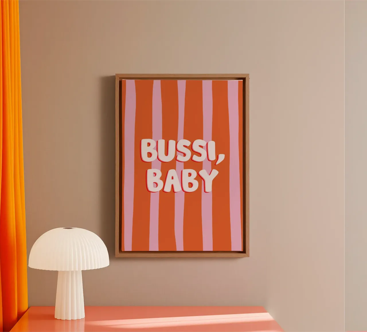 Bussi Baby tela con Cornice a cassetta da Attaboy Dsgn