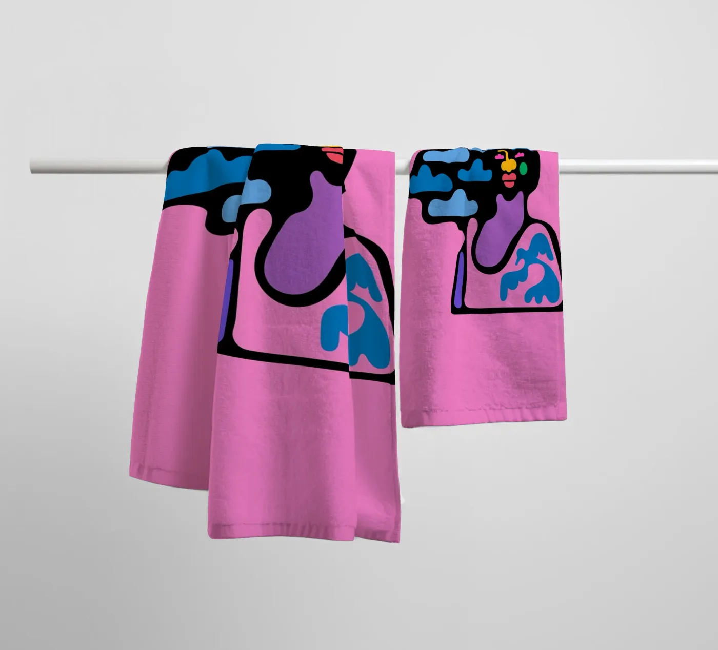 Bewolkt badhanddoek van Portraits