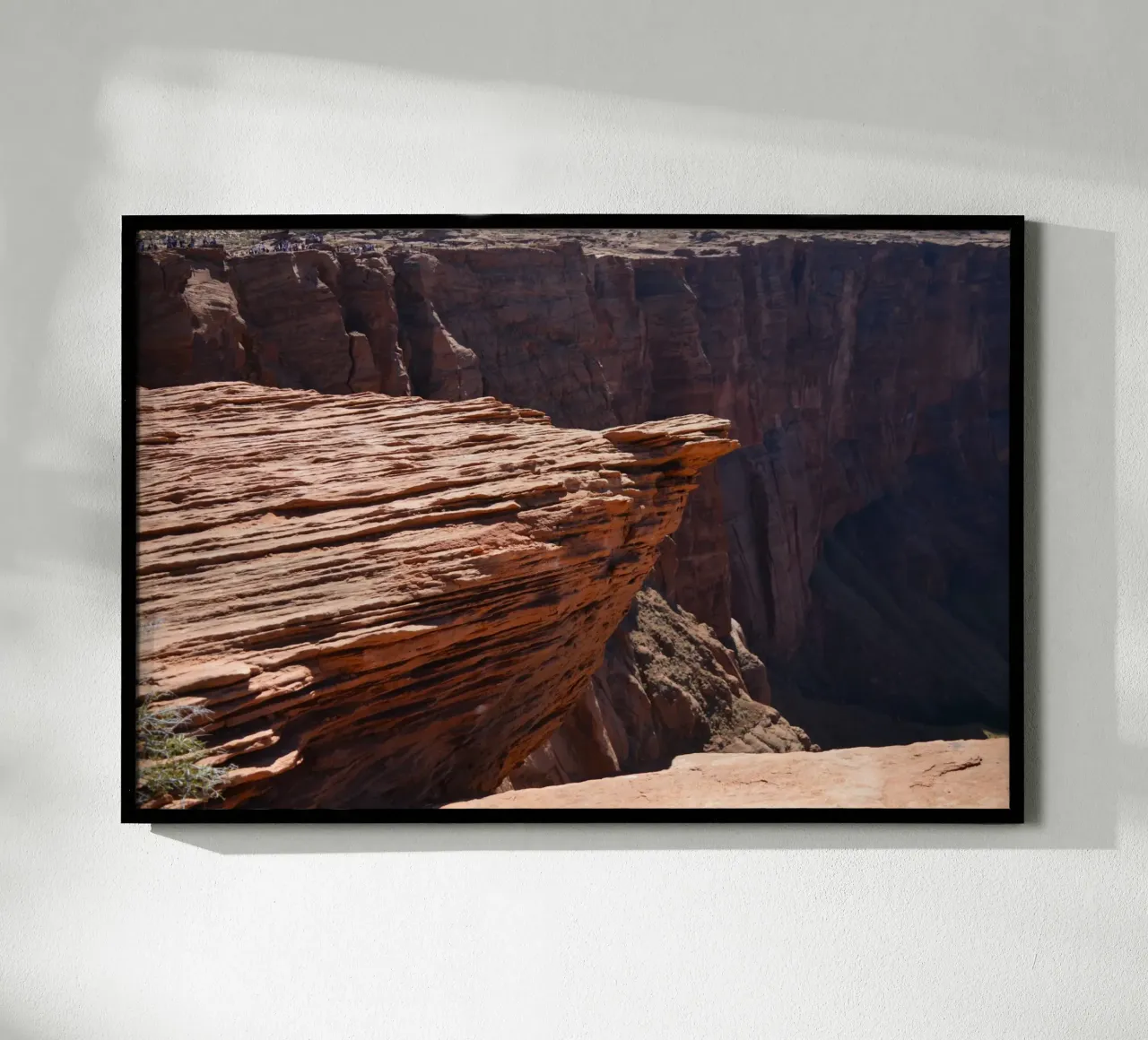 Dramatic Rock Ledge at Horseshoe Bend, Arizona hahnemühle by byrieneke