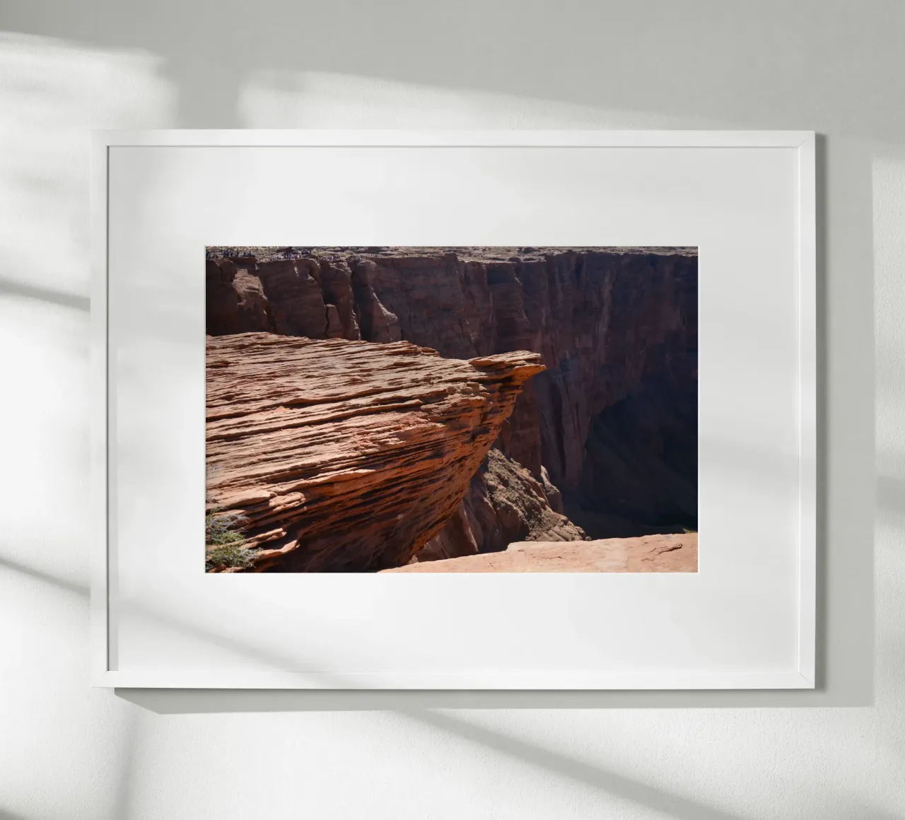 Dramatic Rock Ledge at Horseshoe Bend, Arizona hahnemühle by byrieneke