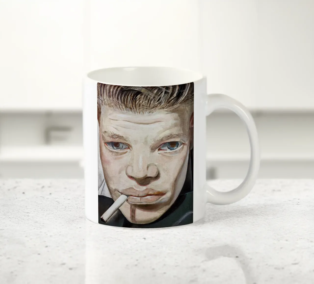 Il ragazzo che fuma - Lucia Freud tazza in ceramica da julyebayprint