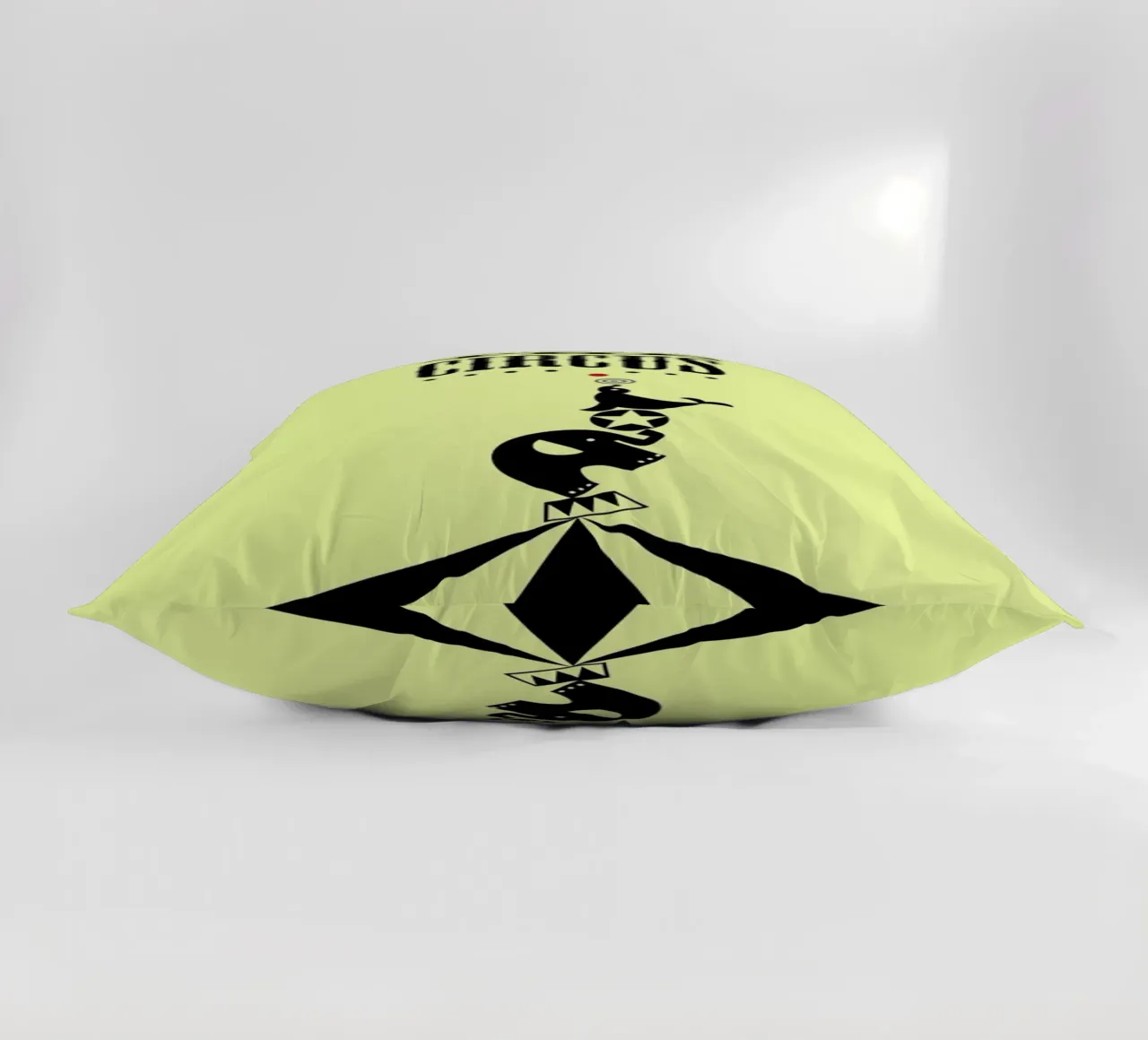Circus cuscino da Trabolt Design