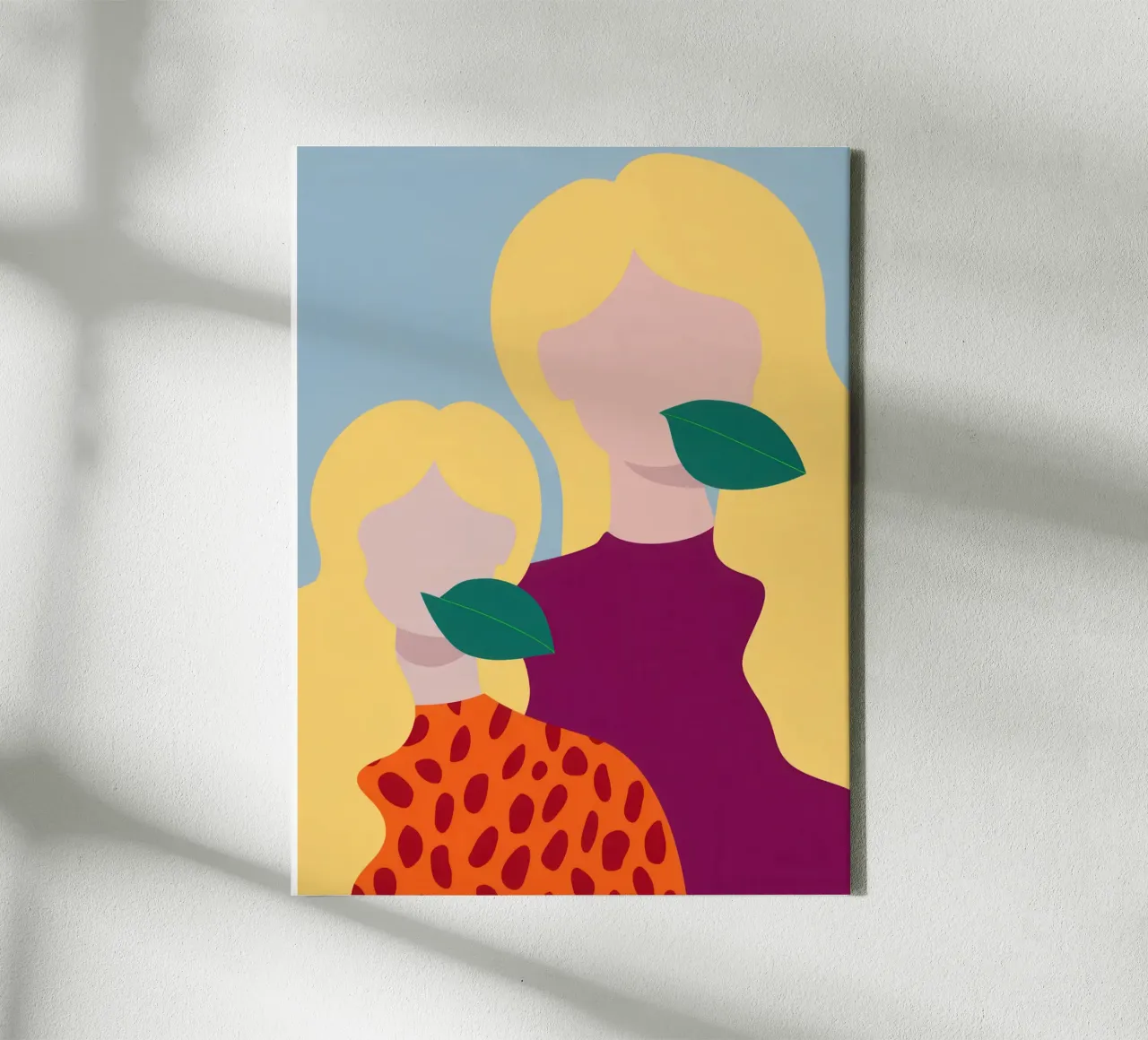 Die Umarmung einer Mutter Leinwand mit Schattenfugenrahmen von Thistle Bloom