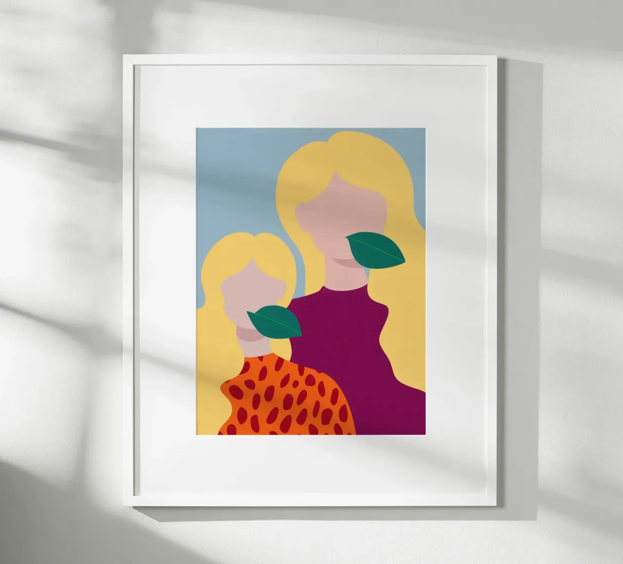 L'abbraccio di una madre poster con telaio in legno da Thistle Bloom