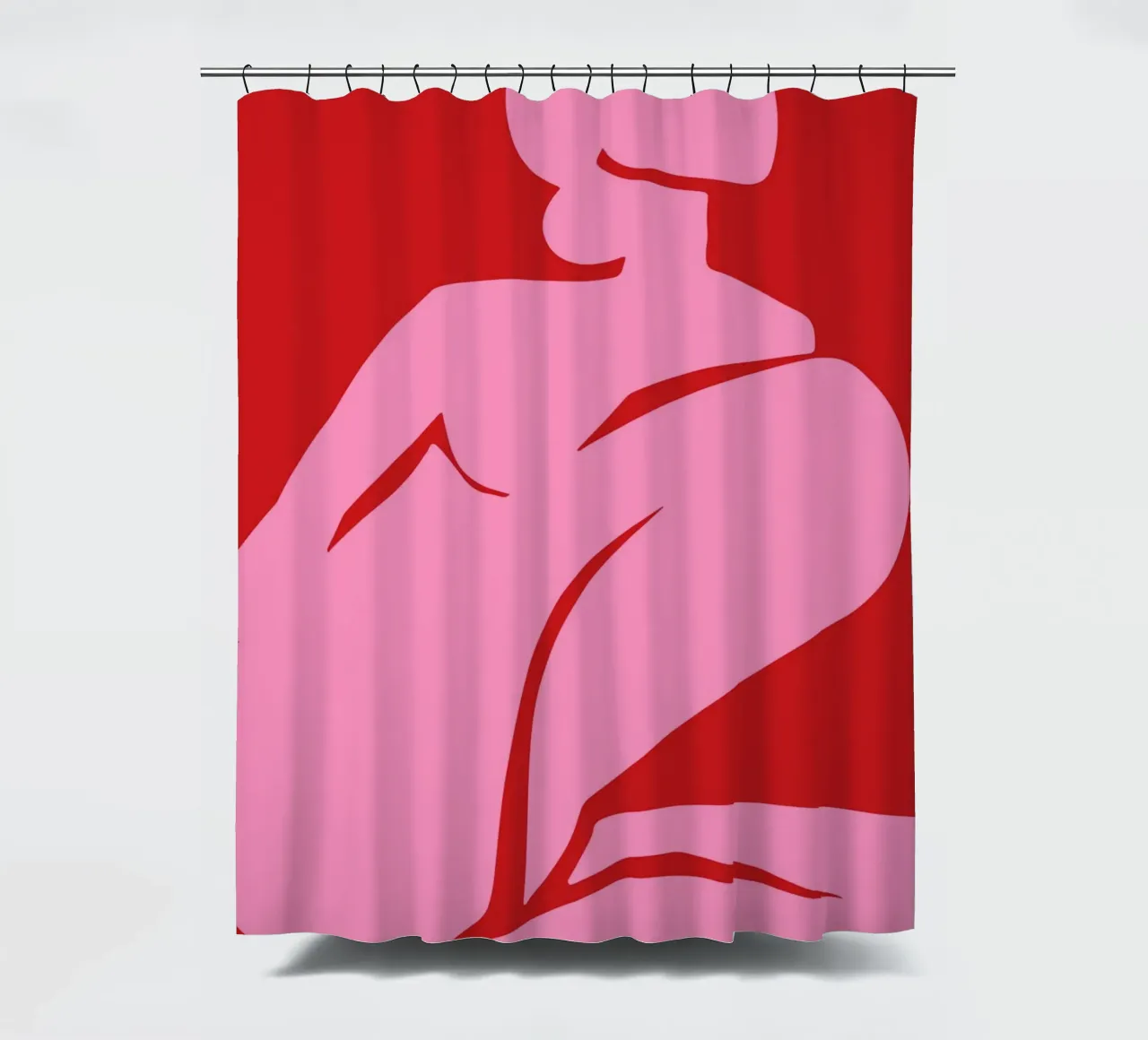 Forma femminile astratta di colore rosa su sfondo rosso audace tenda da doccia da The Art Club