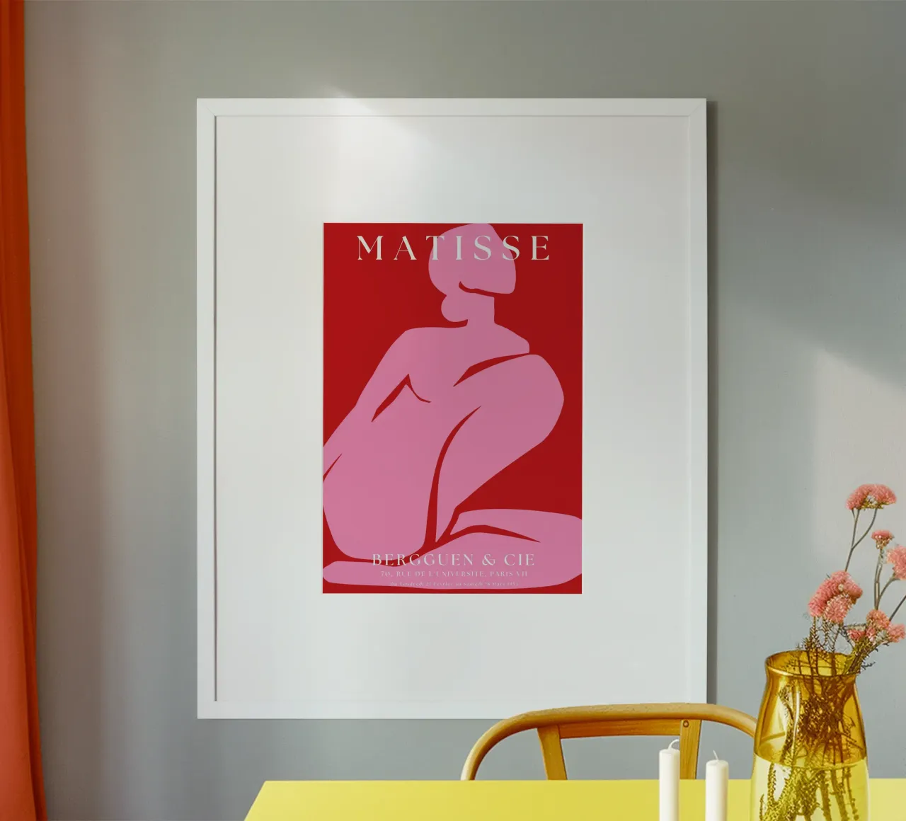 Forma femminile astratta di colore rosa su sfondo rosso audace carta hahnemühle da The Art Club