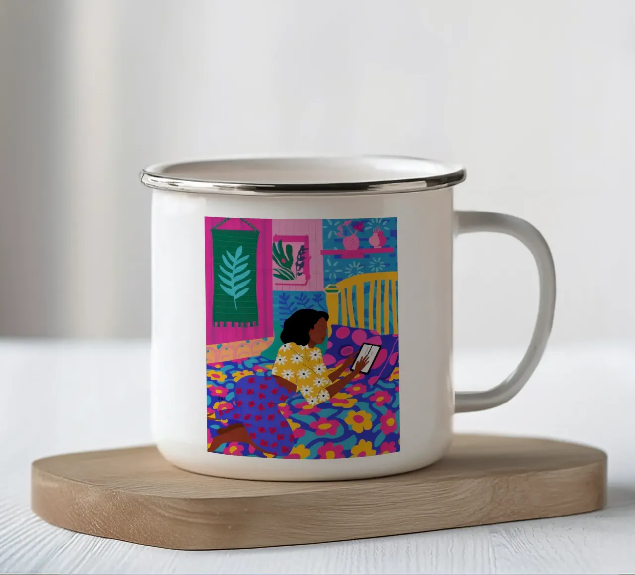 Coin lecture dynamique mug en émail de Gaia Viesta