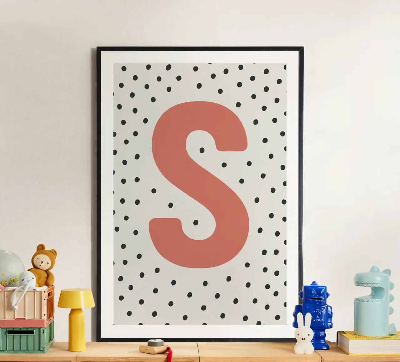 Initial S on dot pattern - Scandinavian style hahnemühle by KidzStudio