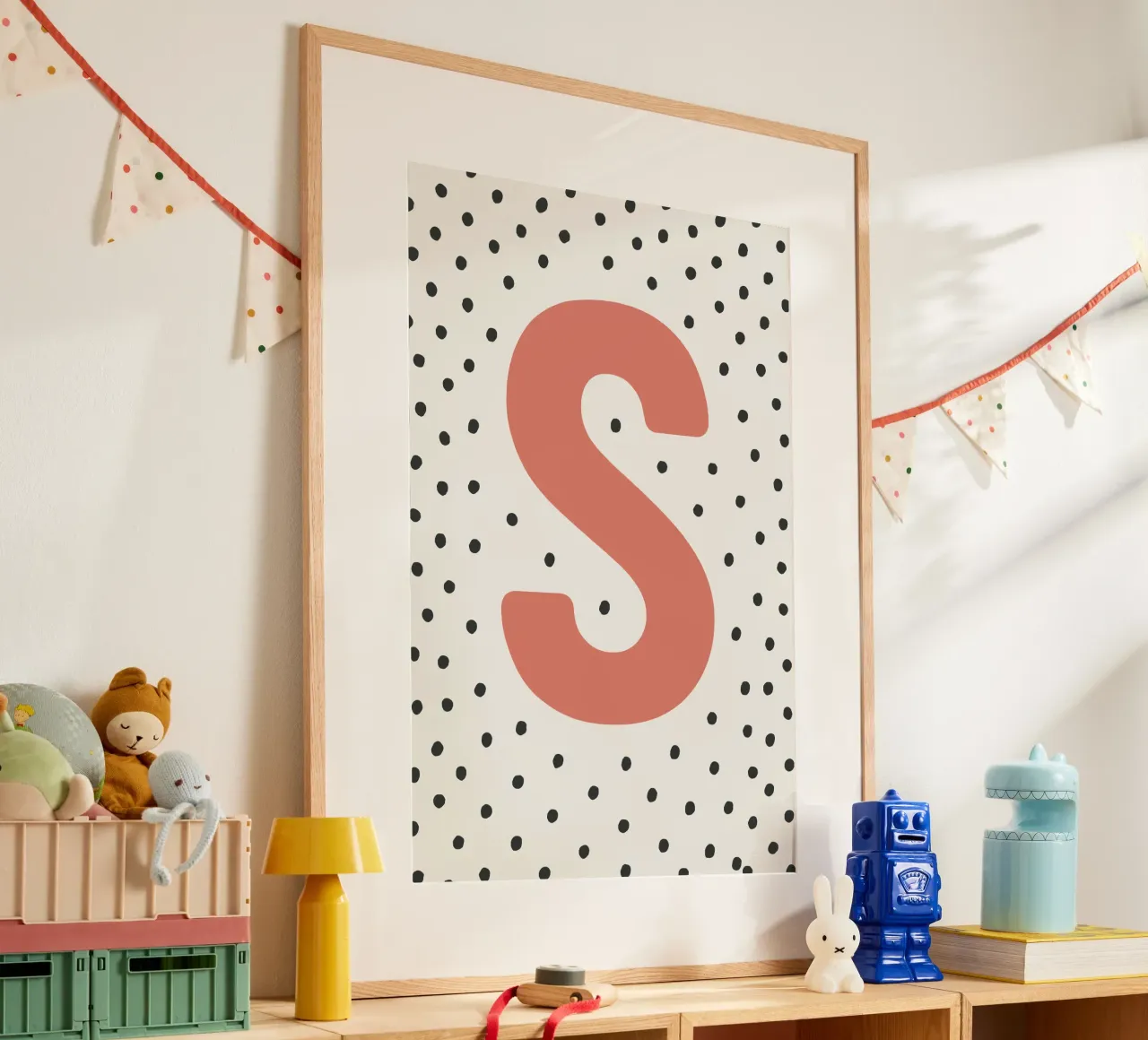 Initial S on dot pattern - Scandinavian style hahnemühle by KidzStudio