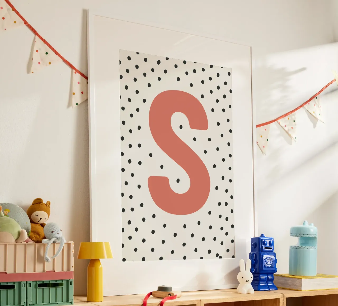 Initial S on dot pattern - Scandinavian style hahnemühle by KidzStudio