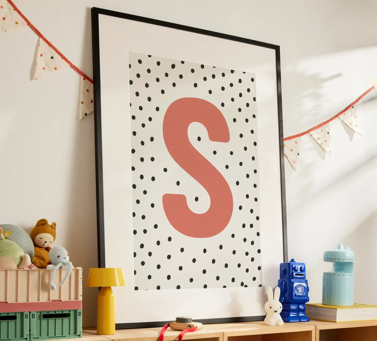 Initial S on dot pattern - Scandinavian style hahnemühle by KidzStudio