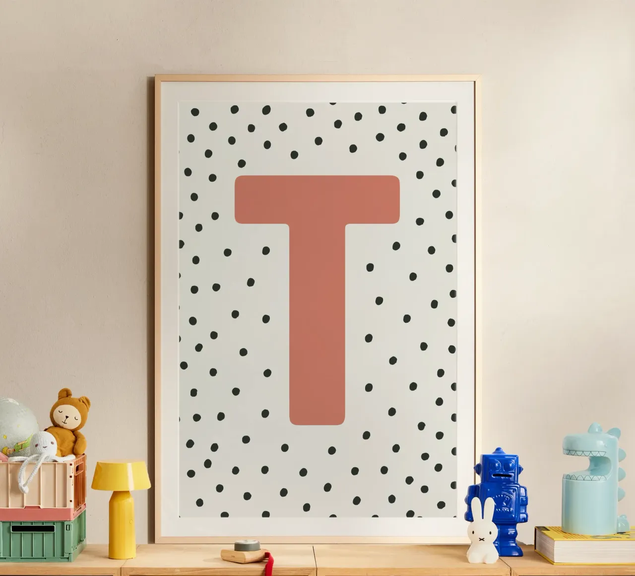 Initial T on dot pattern - Scandinavian style hahnemühle by KidzStudio