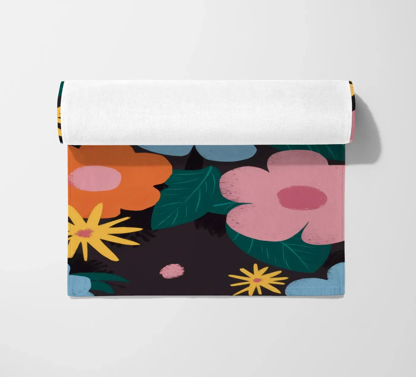 Simple Daisy Pattern beach towel by Obs Canvas