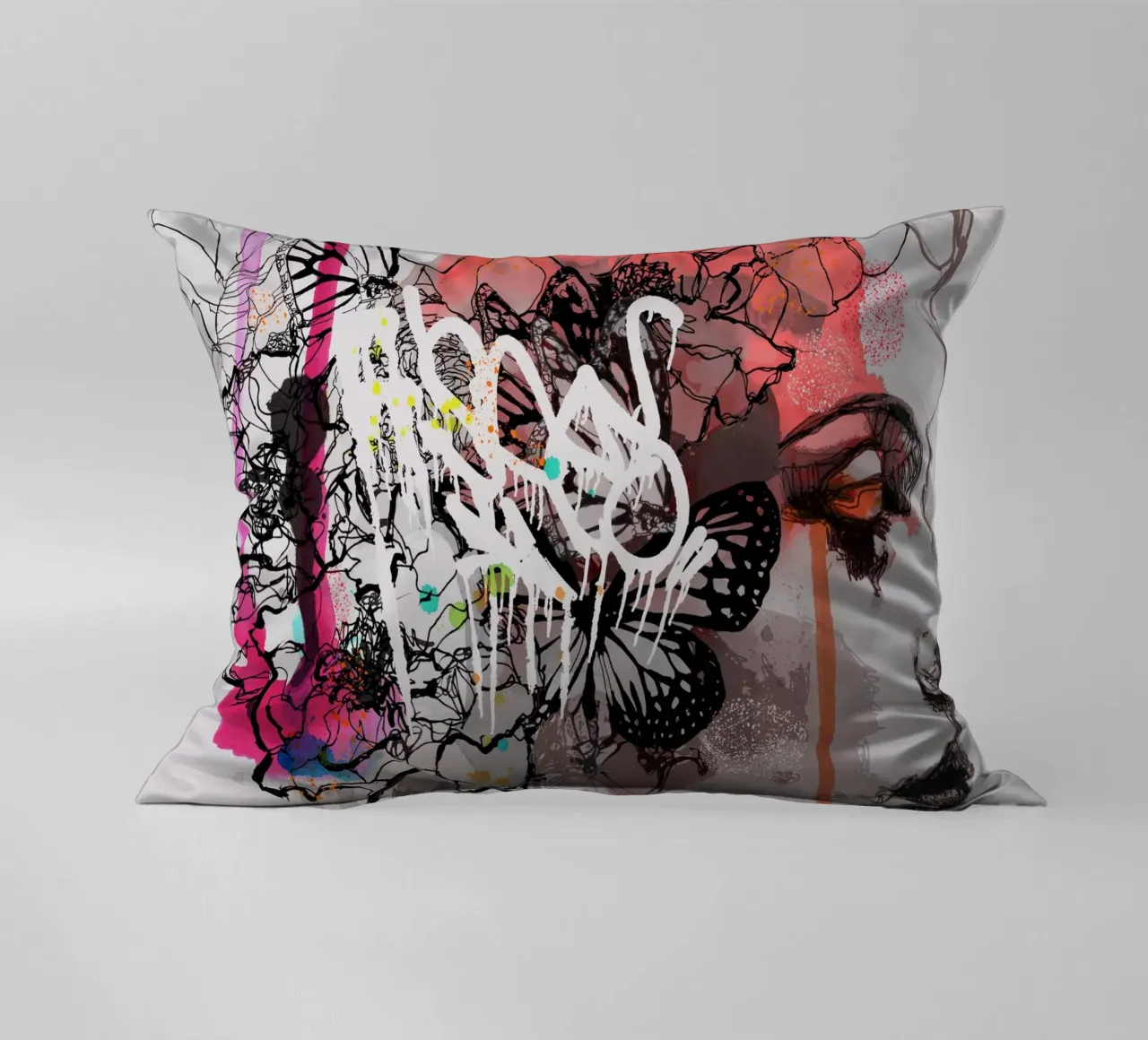 c o s m i c w a v e s cuscino da Giulio Iurissevich