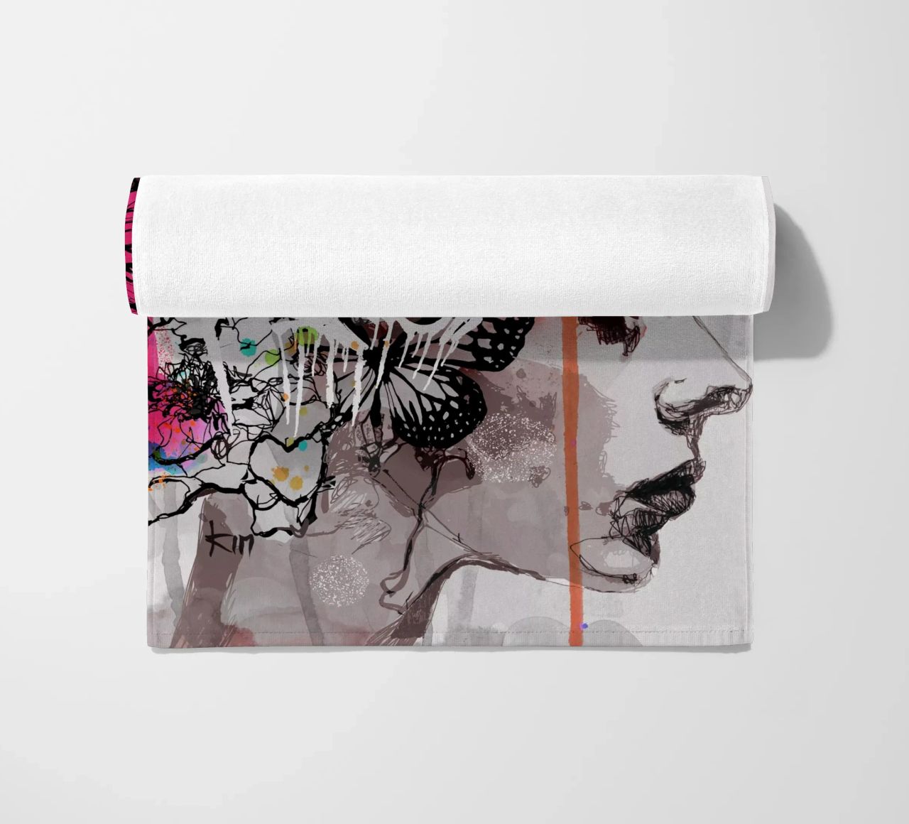 c o s m i c w a v e s serviette de plage de Giulio Iurissevich