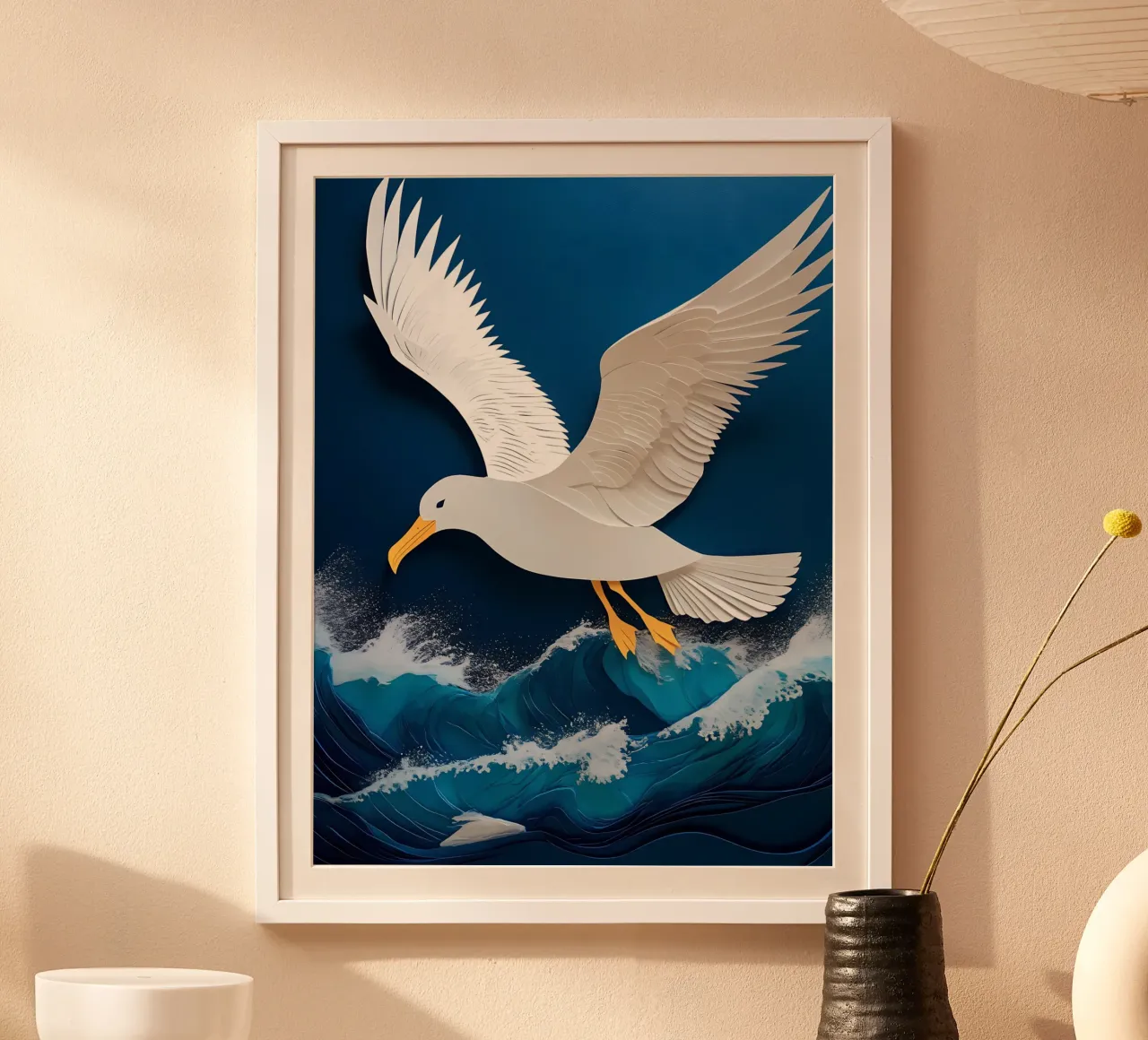 Gabbiano sopra l'oceano Papercut Art poster con telaio in plastica da Papercut Gallery