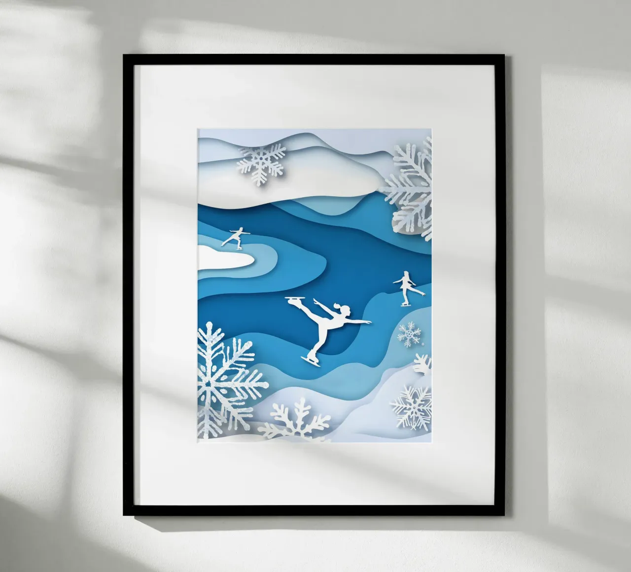 Pattinatori sul ghiaccio in inverno Papercut Art poster con telaio in plastica da Papercut Gallery