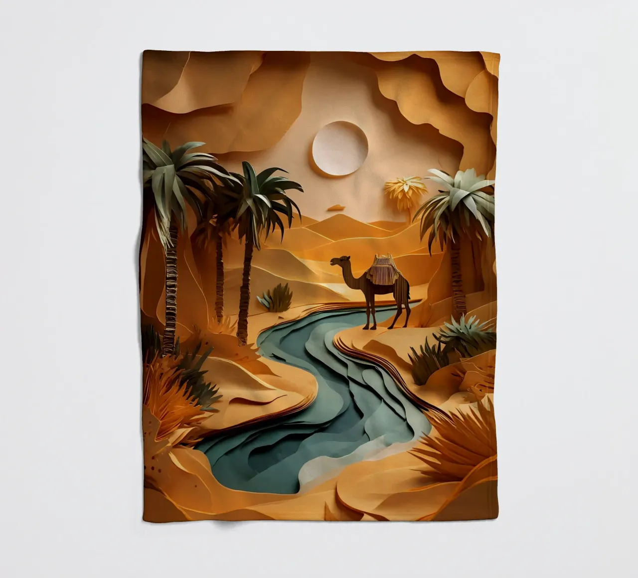 Cammello in un'oasi coperta in pile da Papercut Gallery