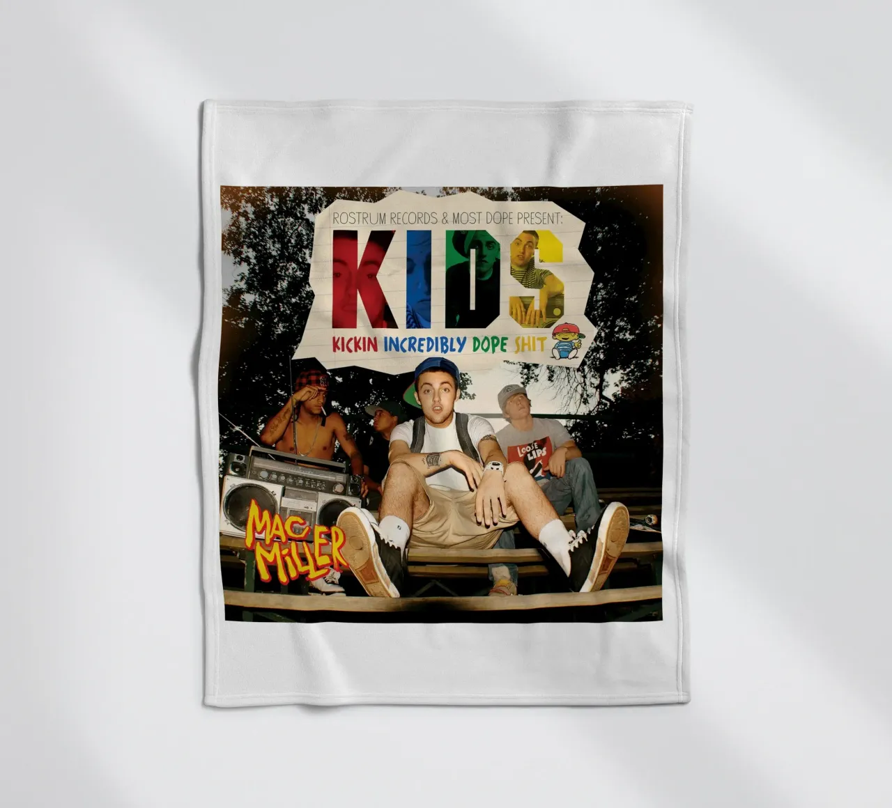 Copertina alternativa per l'album di Mac Miller coperta in pile da softseilish