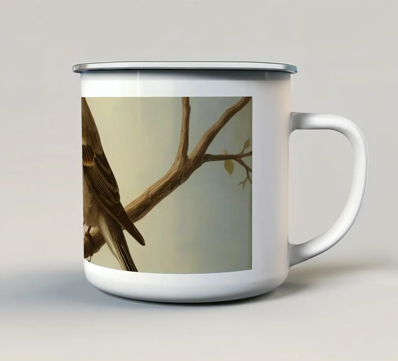 Passero appollaiato su un ramo con foglie morbide in un ambiente tranquillo tazza in smalto da DesignDoodle