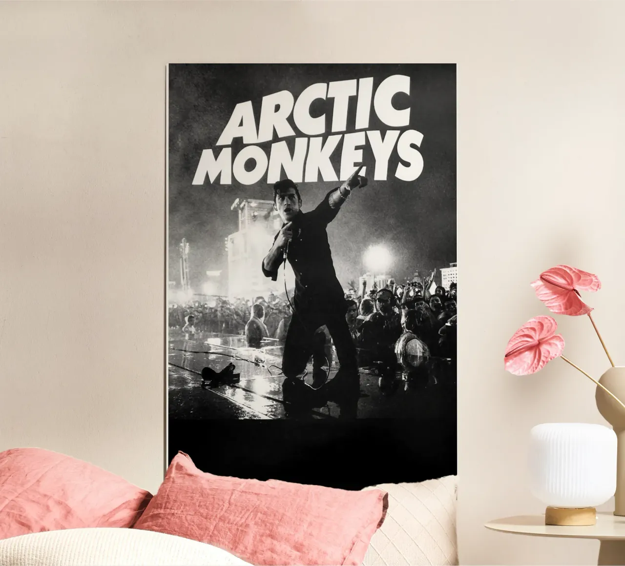 Alex Turner Live Concert Black And White poster con telaio in plastica da ASGONY
