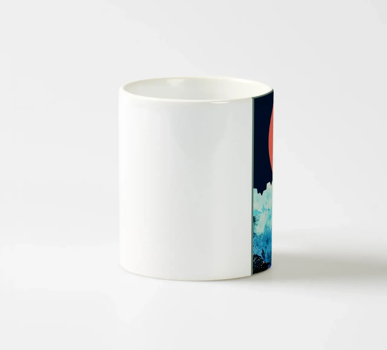 Un mare freddo di primavera tazza in ceramica da Ashley Studio