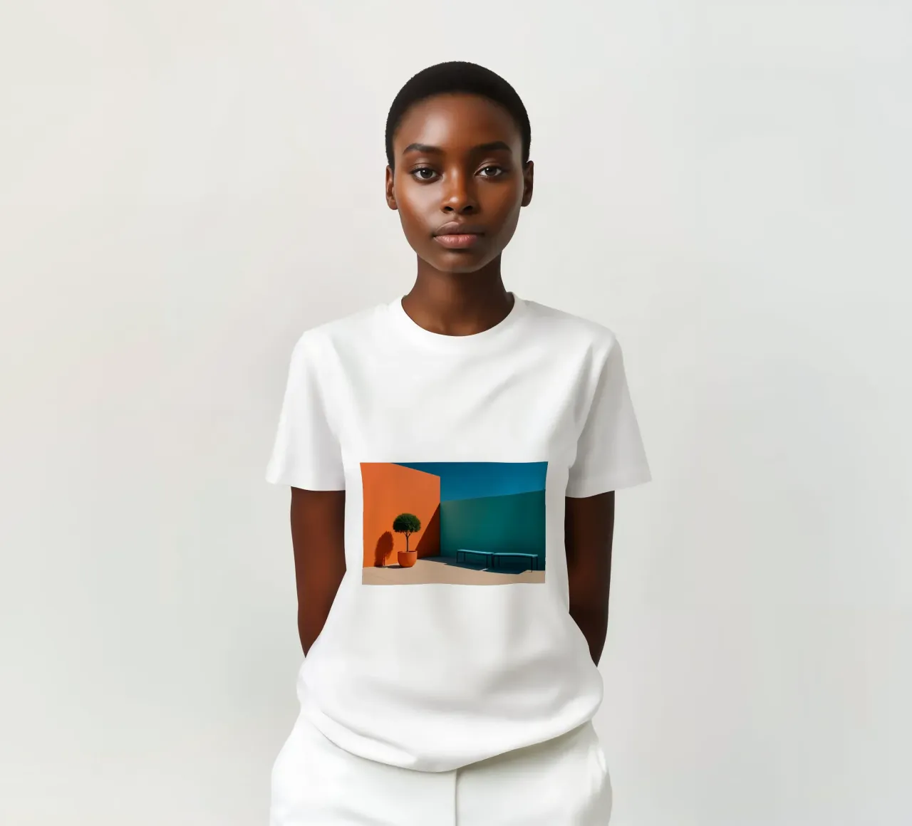 Geometria audace - Un'abbagliante scena architettonica t-shirt da Affiches Minimalistes