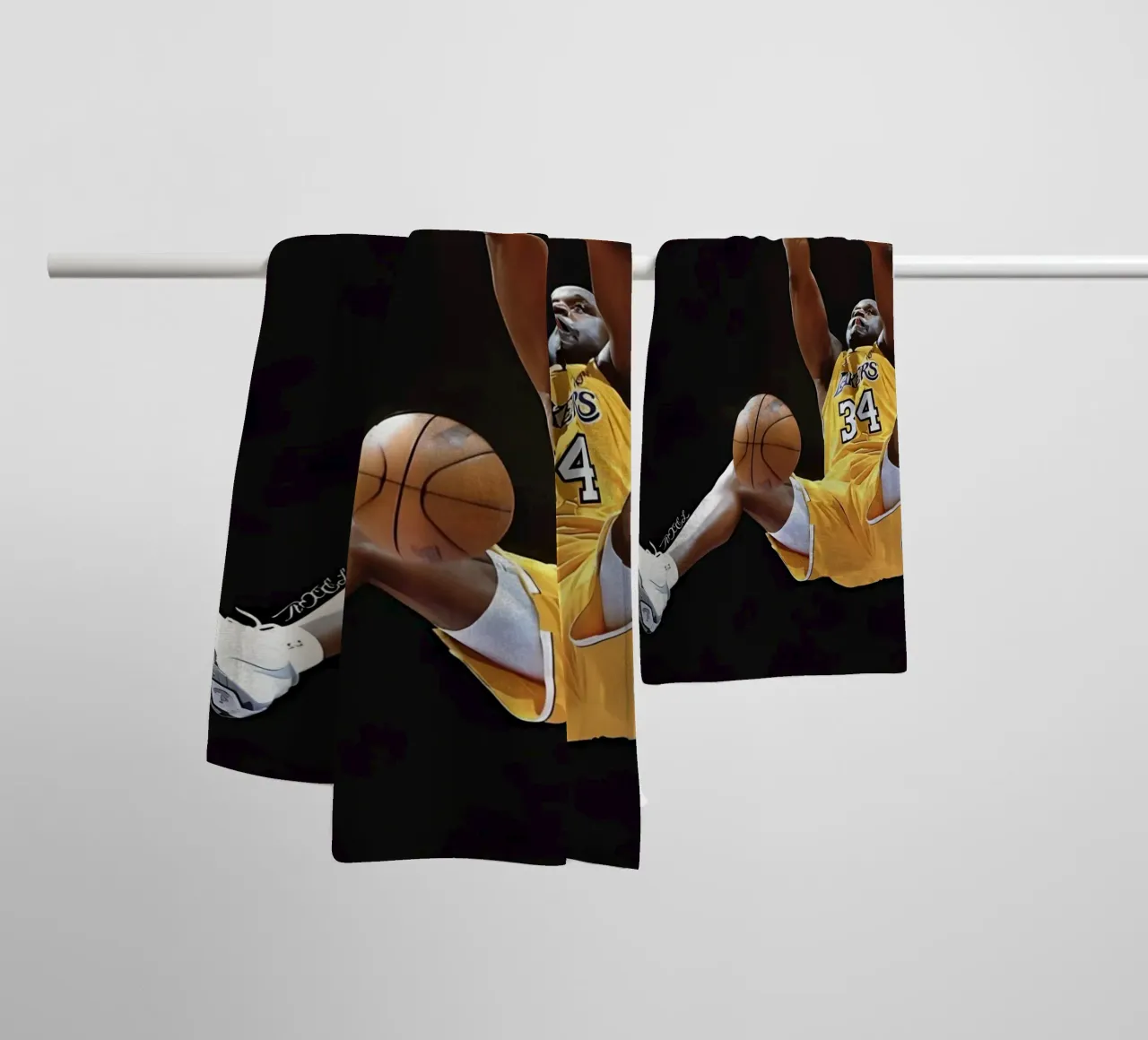 Shaquille O'Neal towel by Low poly art