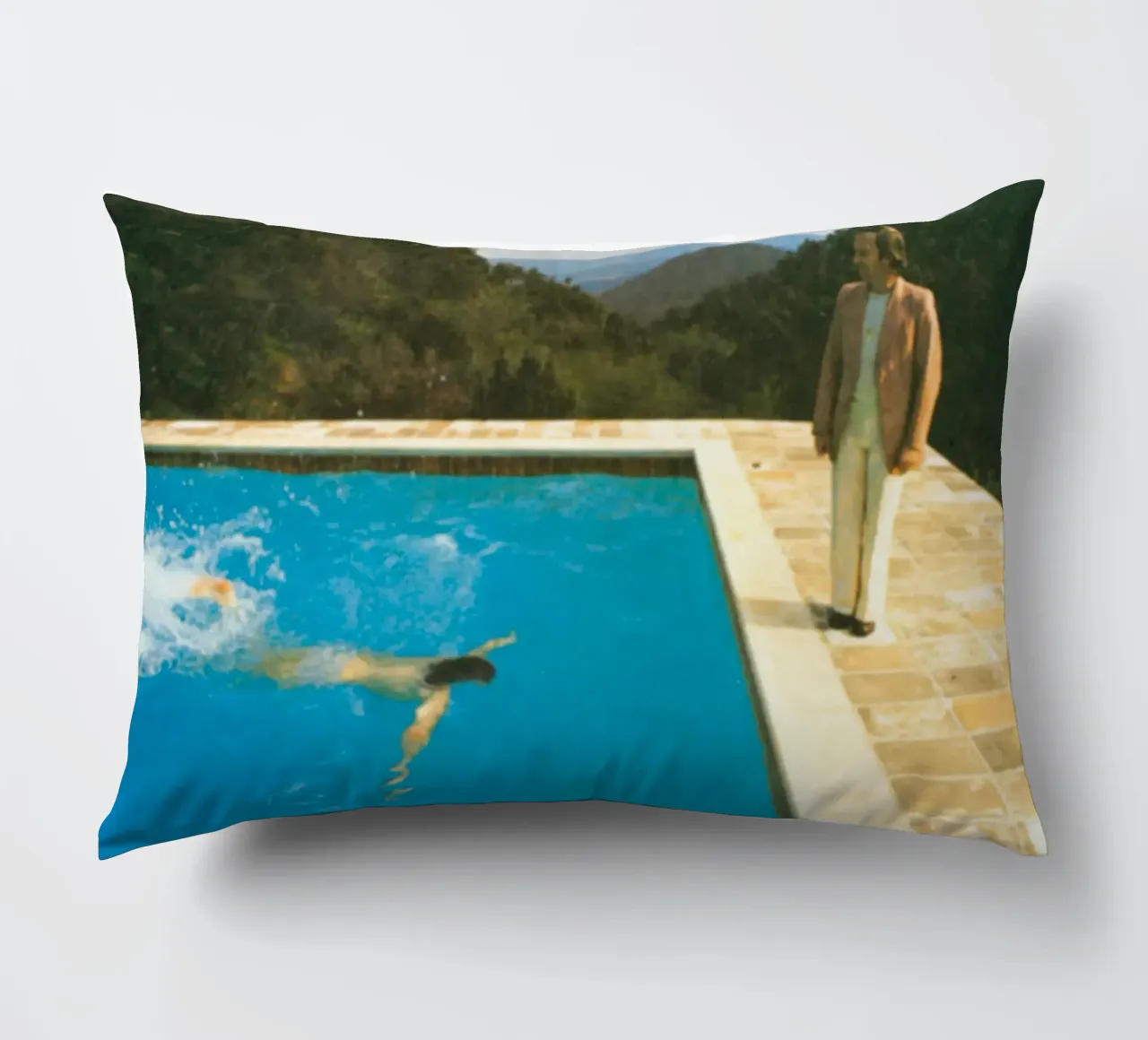 Ritratto in piscina con due figure cuscino da martina