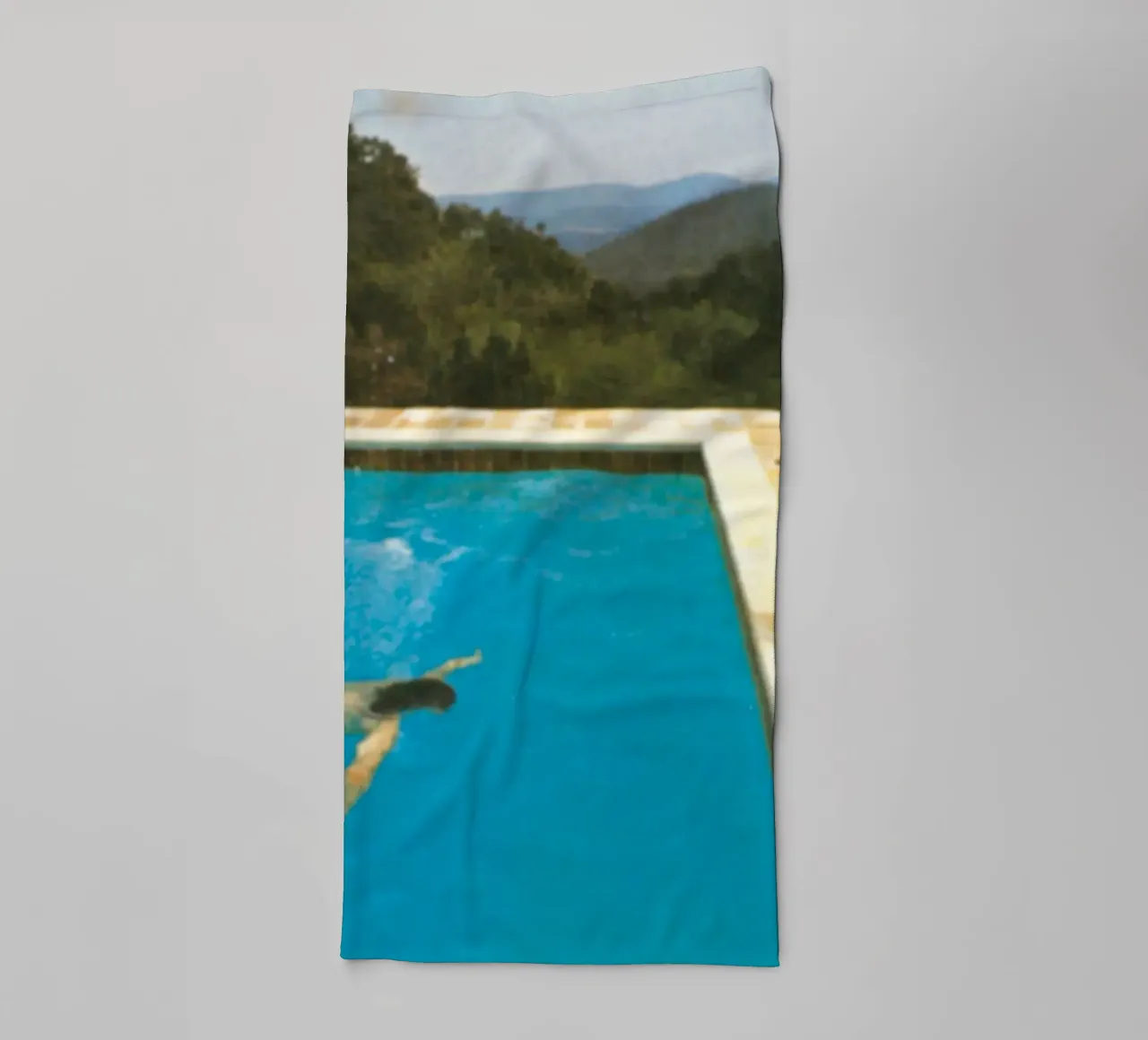 Ritratto in piscina con due figure asciugamano da bagno da martina