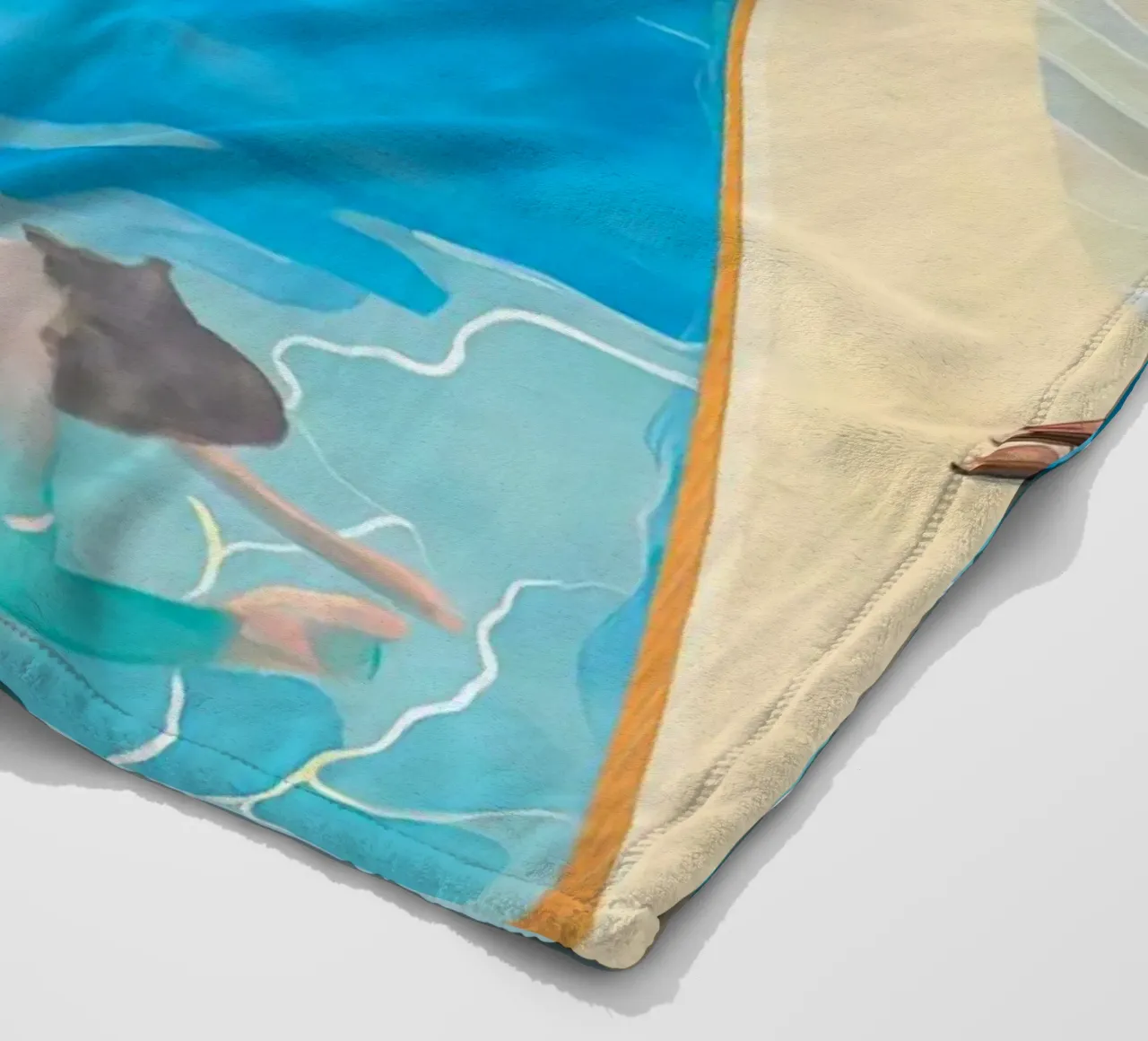 piscina con due figure coperta in pile da martina