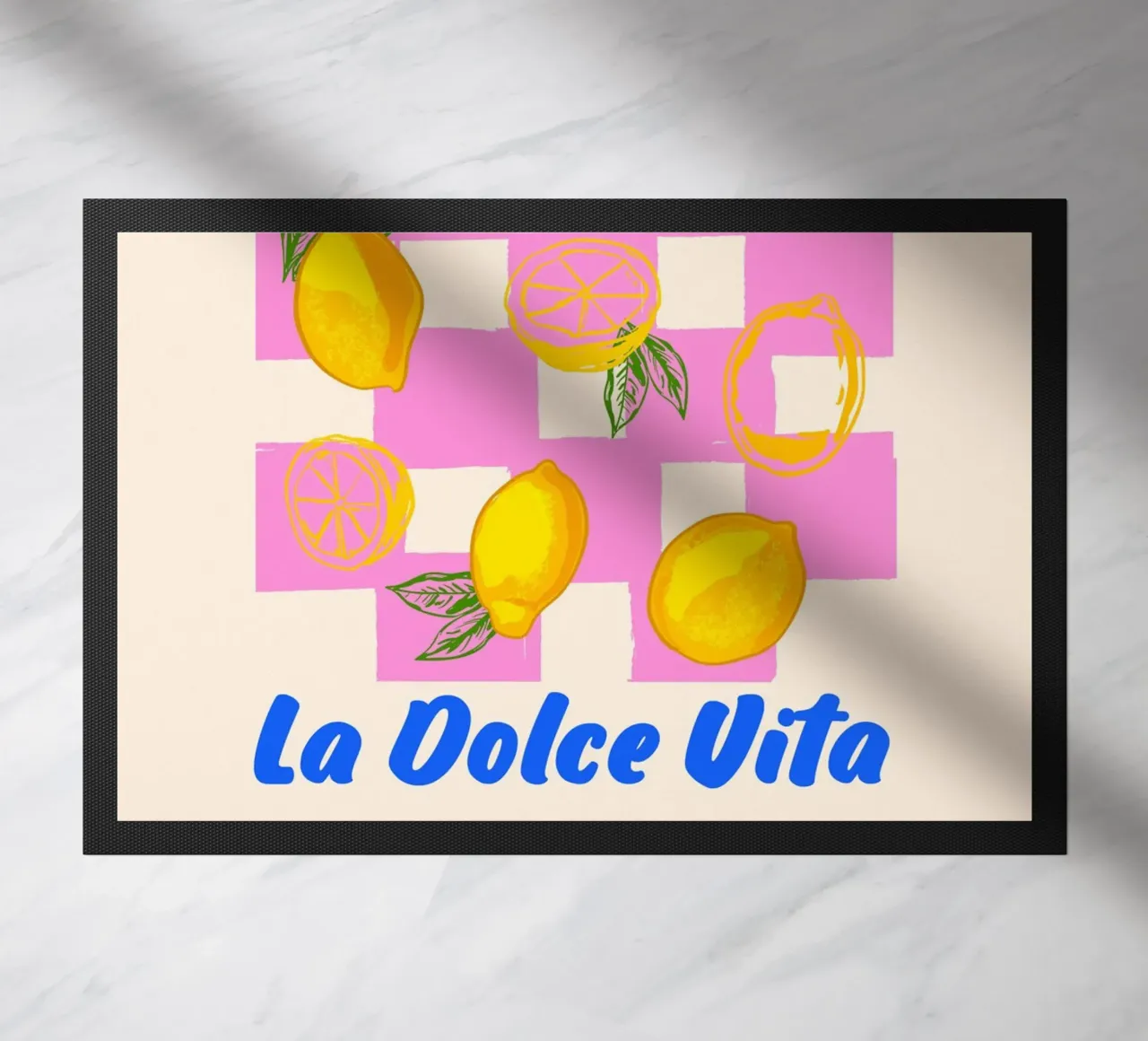 Das La Dolce Vita Zitrone Retro Fußmatte von EDMPROJECT