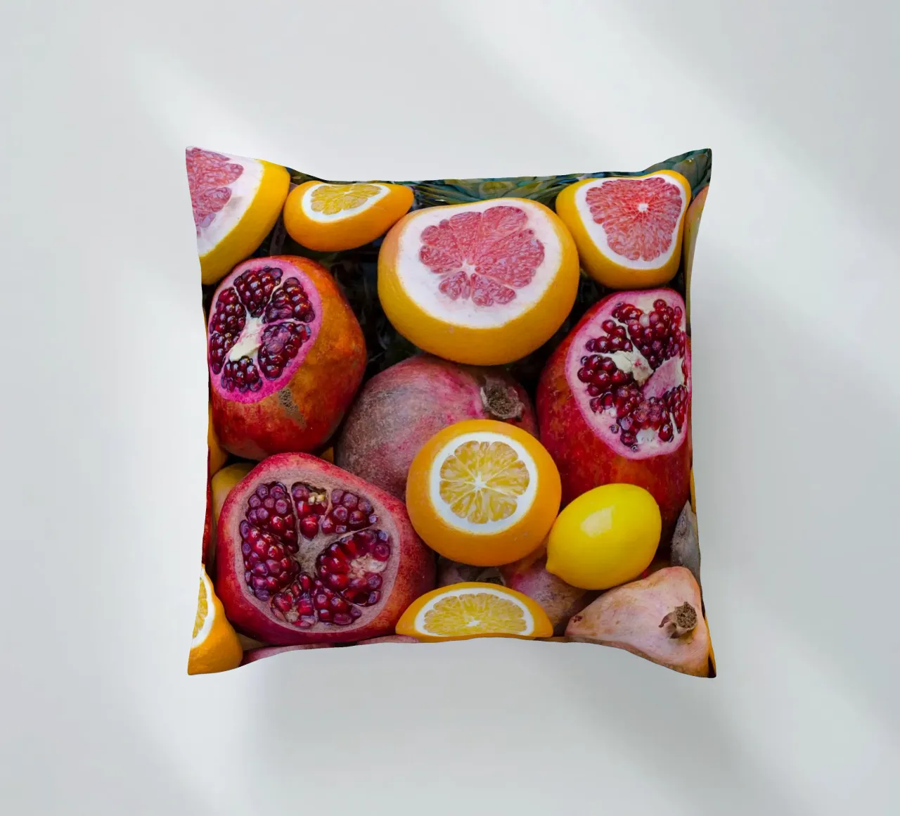 Agrumi e rubini cuscino da StillVibe Home