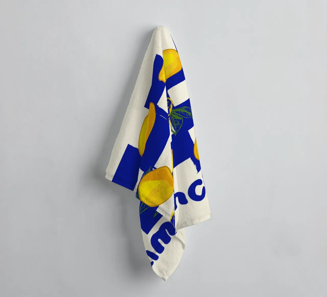 Limoncello Retro Blu a scacchi asciugamano da bagno da EDMPROJECT