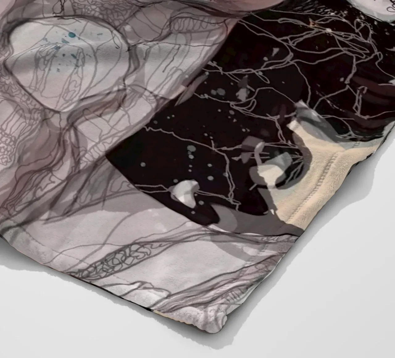 n u d e Fleecedecke von Giulio Iurissevich