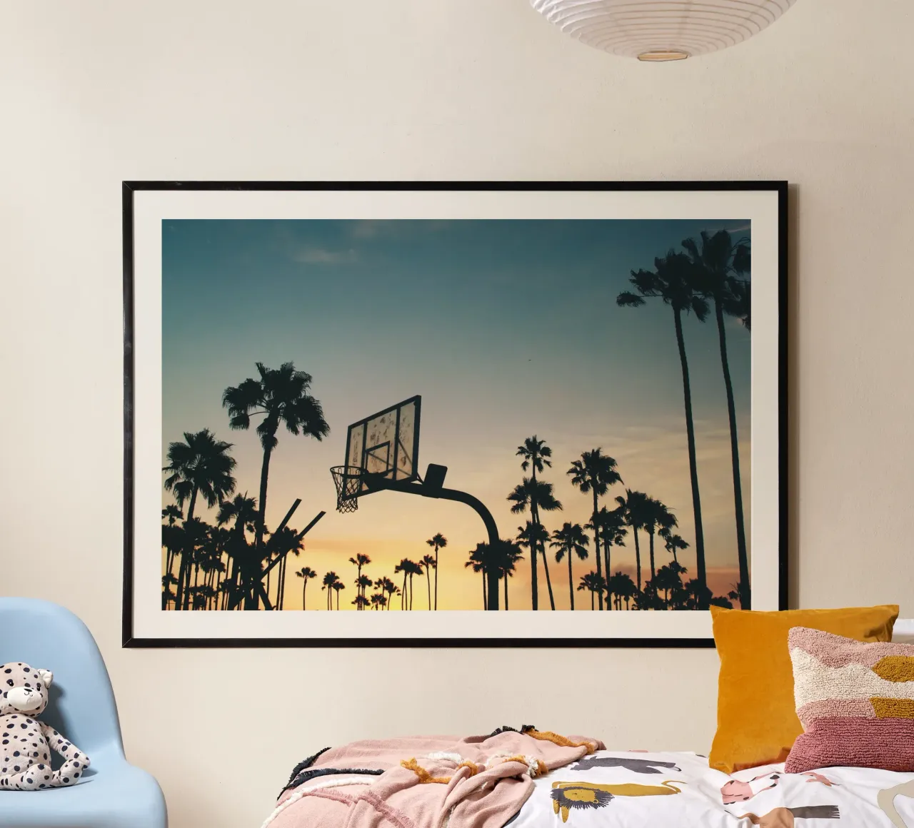 Corte del Tramonto poster con telaio in alluminio da StillVibe Home