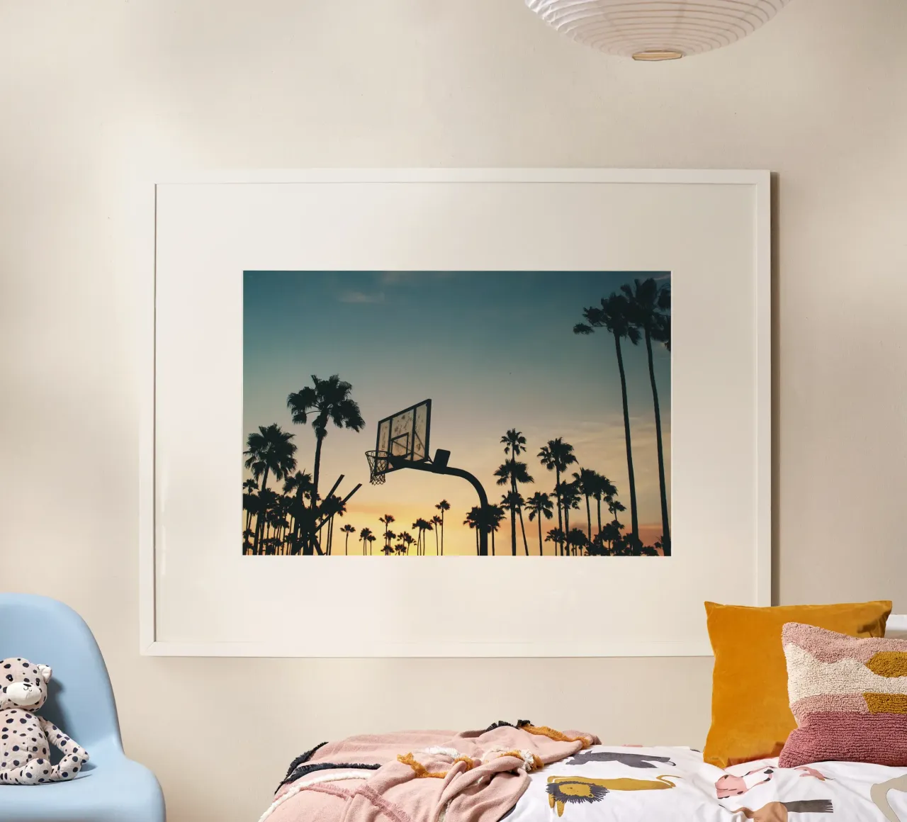 Corte del Tramonto poster con telaio in alluminio da StillVibe Home