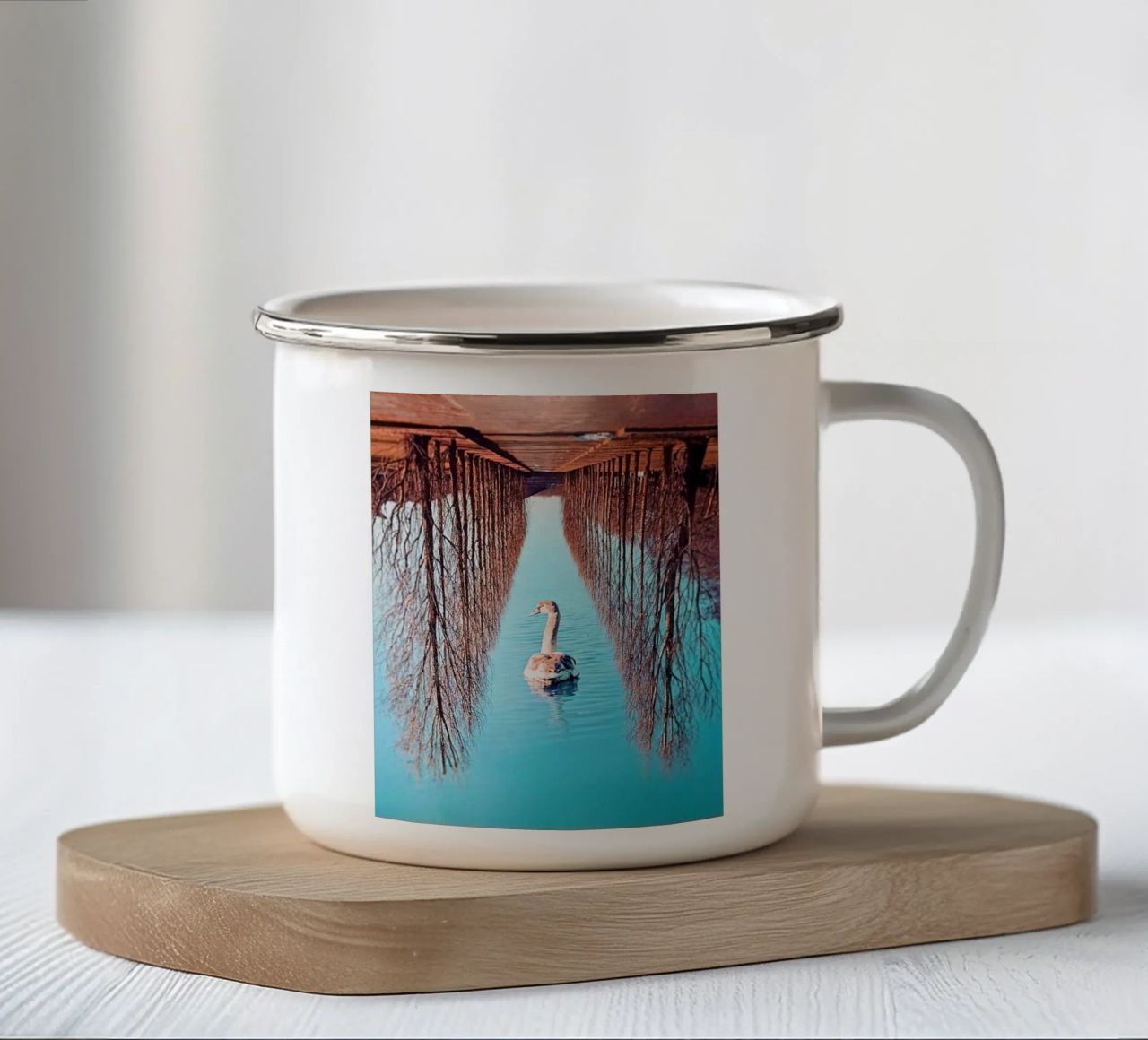 Swanomaly tazza in smalto da mofartmonica