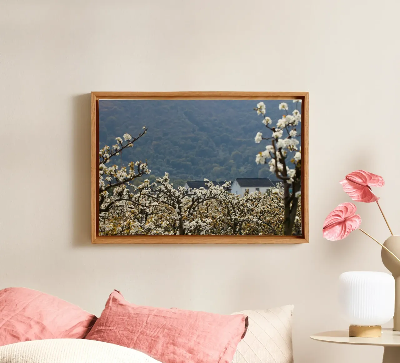 blossoming branches orchard tela con Cornice a cassetta da Histrol