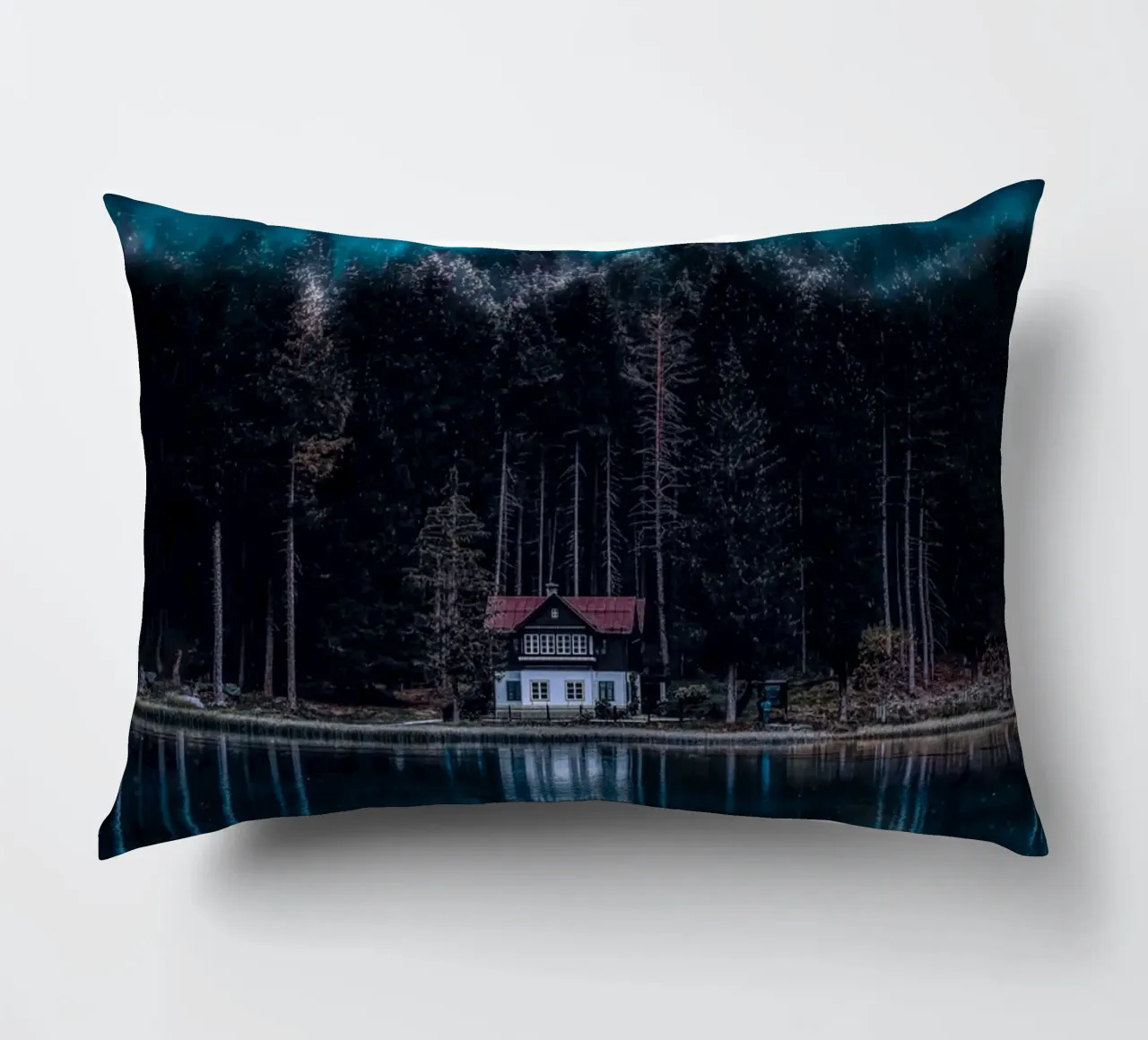 windows roof tall trees cuscino da Histrol