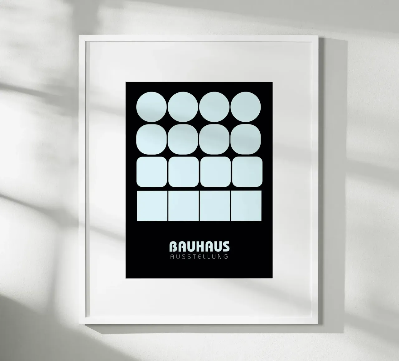 Bauhaus Light Grid – Geometrie in Hellblau & Schwarz Poster mit Kunststoffrahmen von Casa Calm