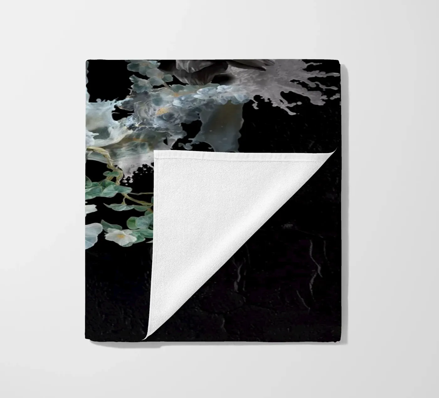 Bloom Splash strandhanddoek van Ali Gulec