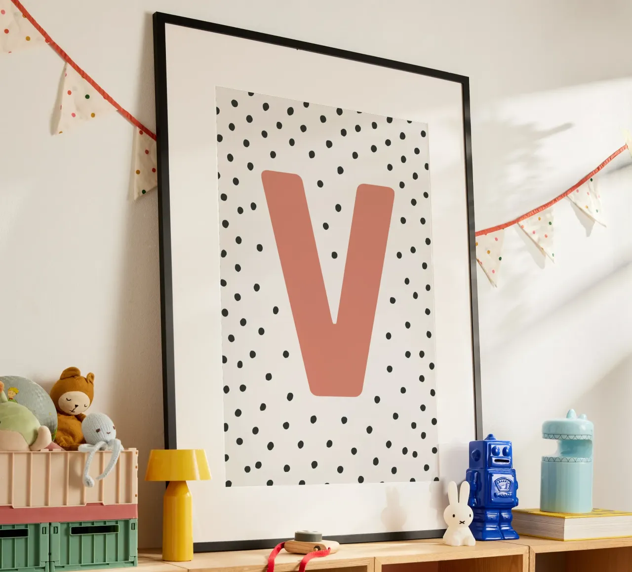 Initial V on dot pattern - Scandinavian style hahnemühle by KidzStudio