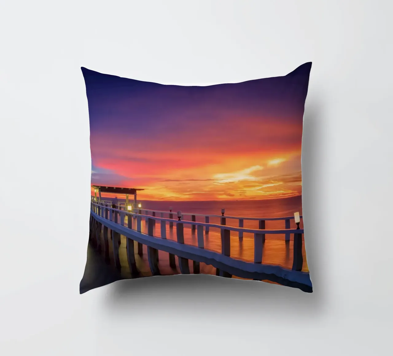 Sunset in beach cuscino da Musadad Shop