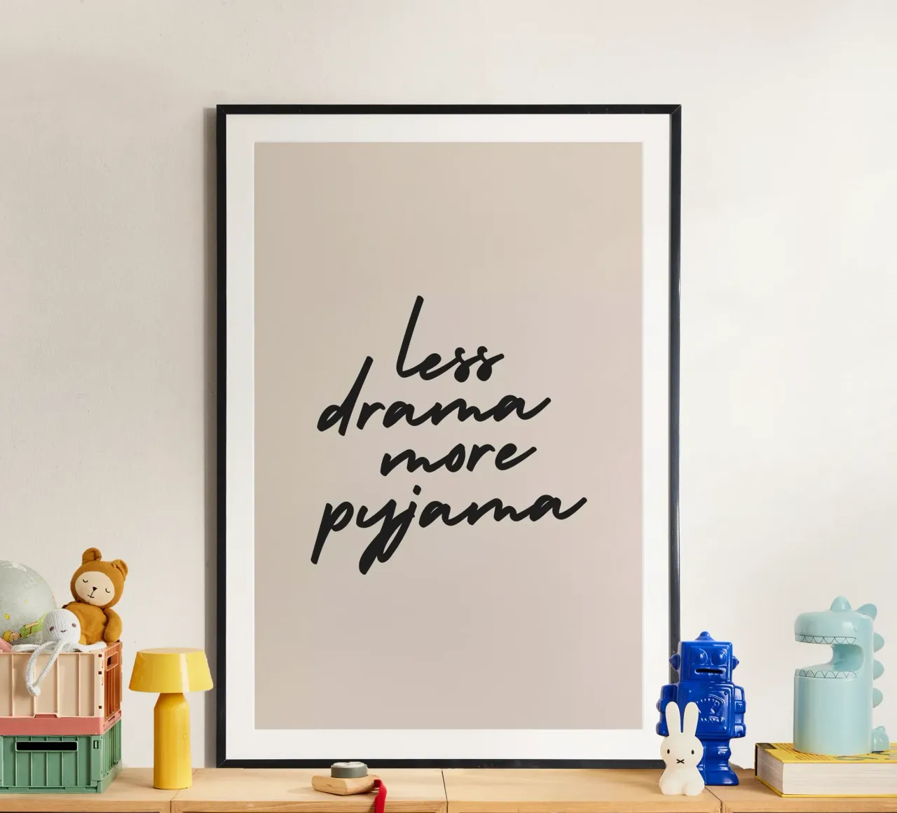 Less Drama More Pyjama carta hahnemühle da Mottos by Sinan Saydik