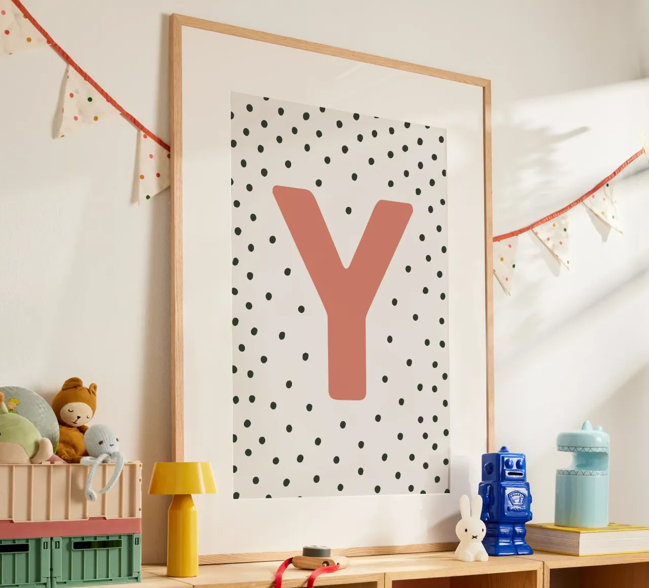 Monogramma Y con motivo a punti - Decorazione murale moderna poster con telaio in alluminio da KidzStudio