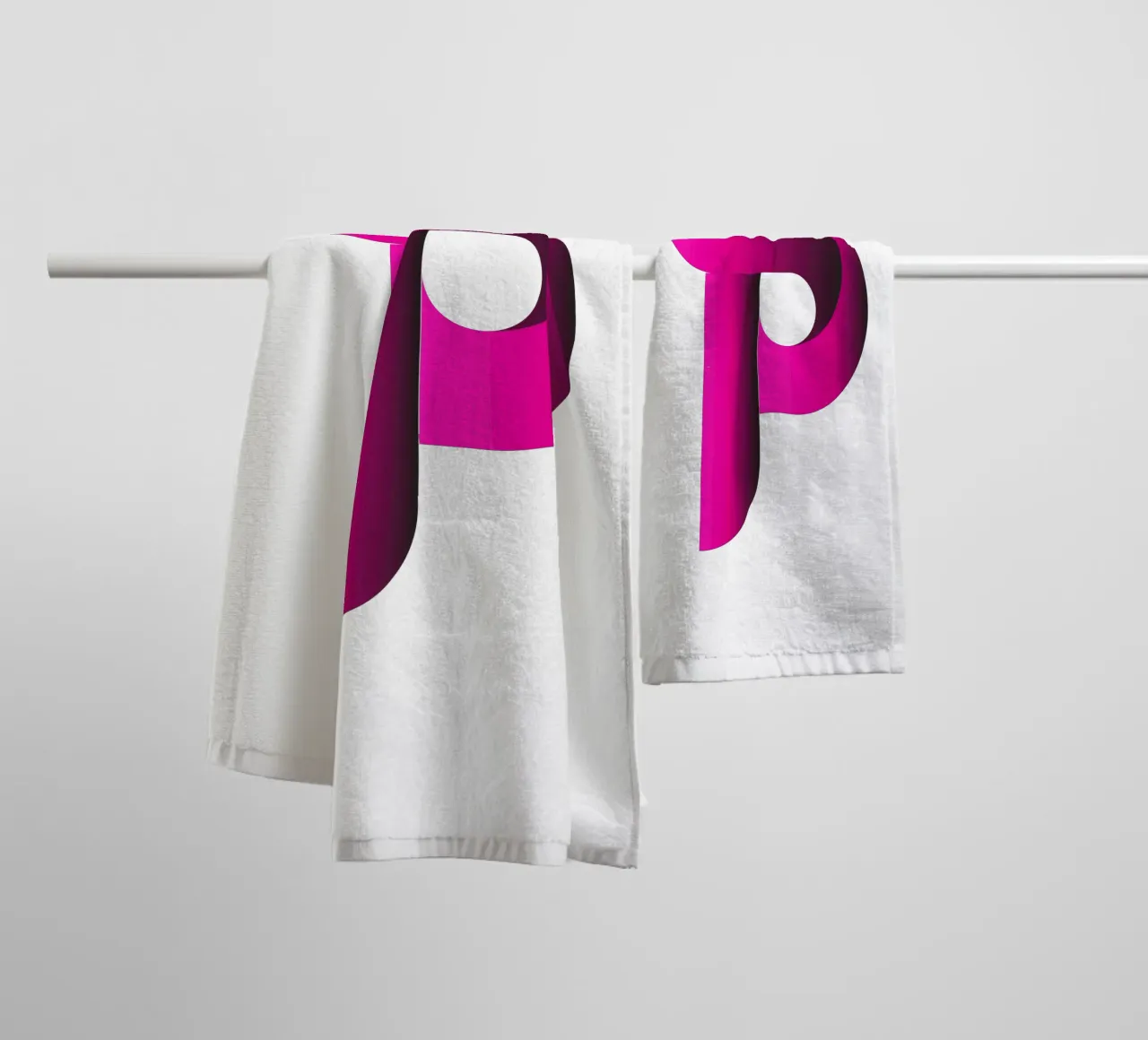 Logo Gradiente Colore Viola asciugamano da bagno da Urban Life