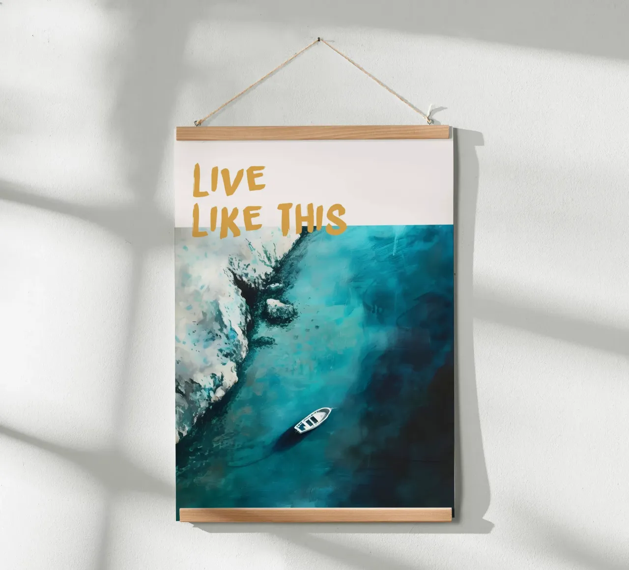 Poster astratto costiero sull'oceano "Live Like This" (Vivere così) poster con telaio in plastica da dawnthesea