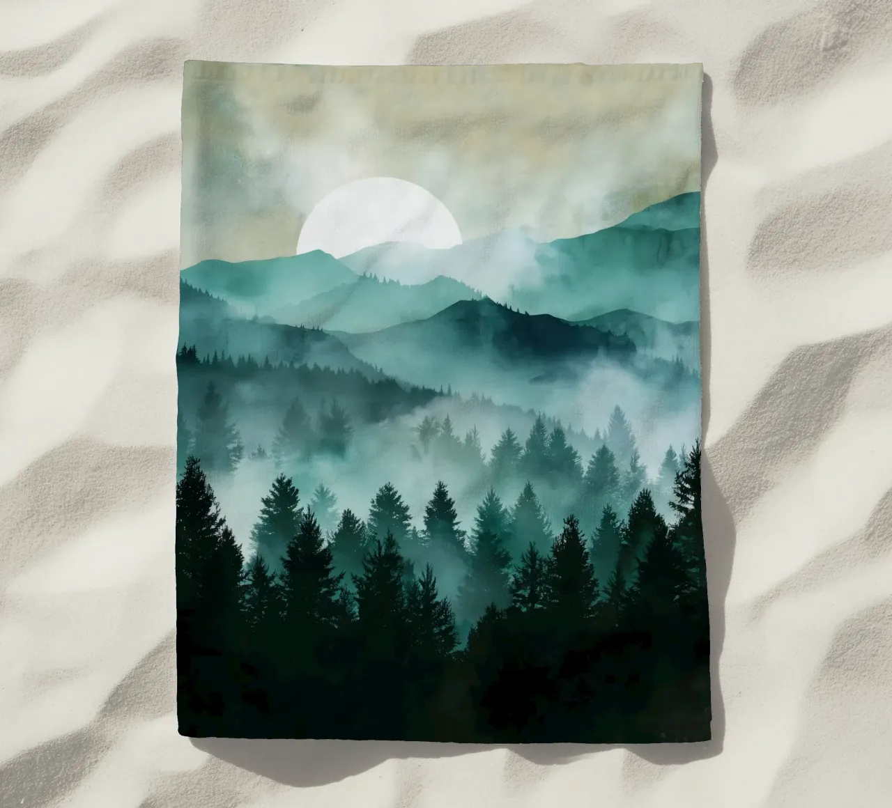 Veil of Pines - Mist Rising in a Forest Dawn toalla de playa de Dune